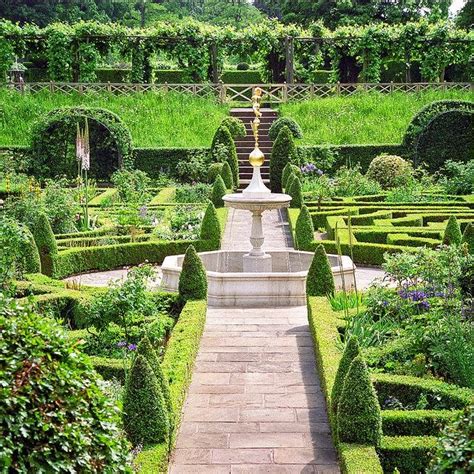 Hatfield House Gardens, Hertfordshire