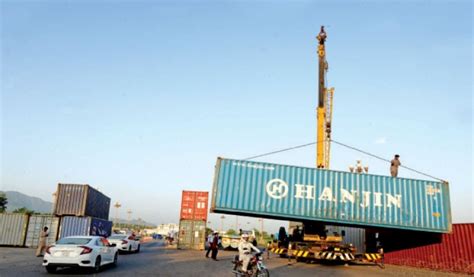 Islamabads Red Zone Sealed Roads Blocked With Containers Ahead Of PTI