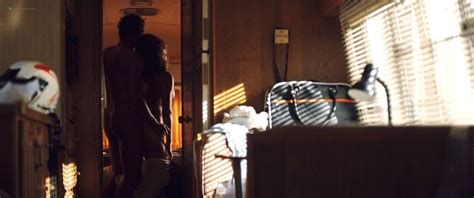 Naked Adèle Exarchopoulos in Racer and the Jailbird