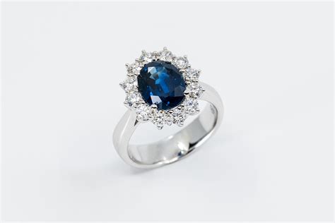 Anello Zaffiro Blu Intenso Prestige Casavola Gioiellieri Dal