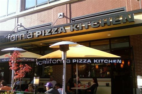 Atlantic Station: Restaurants in Atlanta