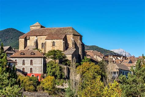 10 Pueblos De Los Pirineos Que Tienes Que Visitar Una Vez En La Vida De La Capital Del Val D