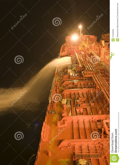 De Ruwe Oliecarrier Van De Tanker Schip Stock Afbeelding Image Of