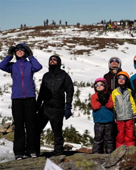 Fotos Millones De Personas Disfrutaron El Eclipse Solar Abr El