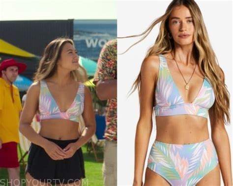 7 Hot Sexy Liv Mercer Bikini Pics