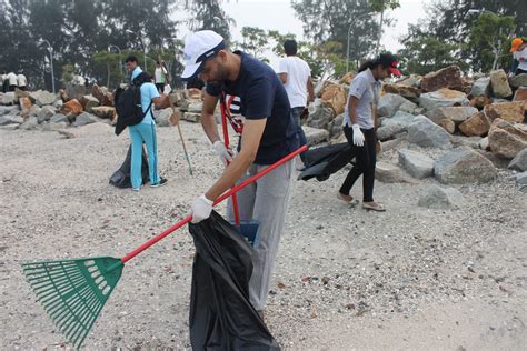 Coastal Cleanups, Global - RYTHM Foundation