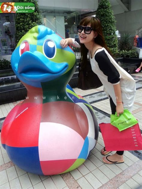 Hot Girl H Lade V Phi V Du L Ch Th I Lan M T M Nh