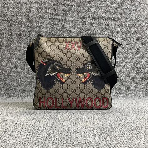 GUCCI Cross Bag 구찌크로스백 구찌가방 구찌울프 구찌한정판 구찌클러치 on Bunjang Global Site