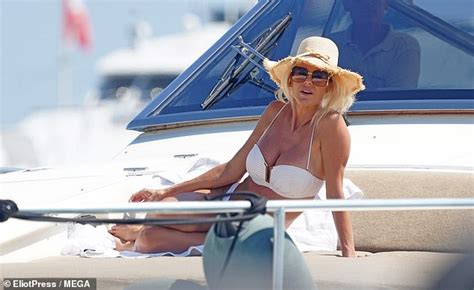 Victoria Silvstedt Showcases Her Toned Frame In A Busty White Bikini Daily Mail Online