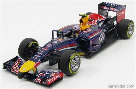 MINICHAMPS 110140003 Masstab 1 18 RED BULL F1 RB10 N 3 SEASON 2014