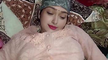 Chica india cachonda tiene sexo con su cuñado en un juego de rol en hindi XVIDEOS