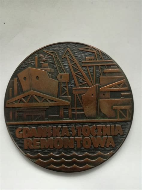 Medal Gda Ska Stocznia Remontowa Sygna Y Dnia B