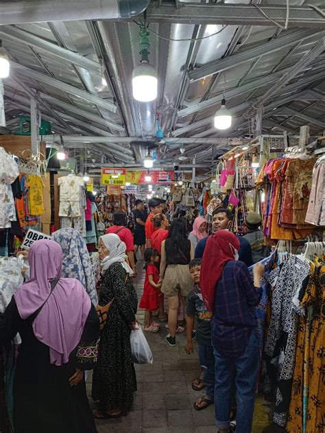 Teras Malioboro Tempat Nyaman Berburu Oleh Oleh Saat Liburan Ke