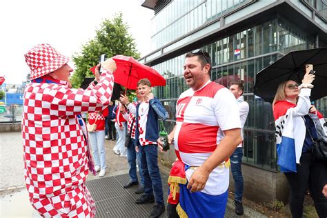 Stala Je Ki A A Onda Je Krenulo Vatreno Ludilo Kockice Okupirale