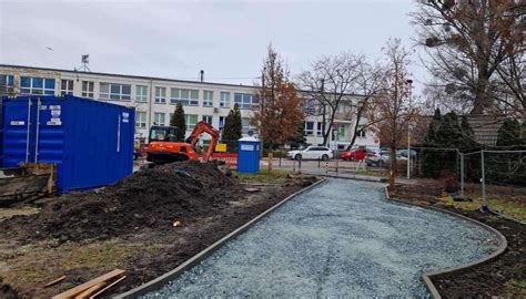 Trwa Budowa Skateparku Na Klecinie Kiedy Skorzystaj Z Niego Mieszka Cy