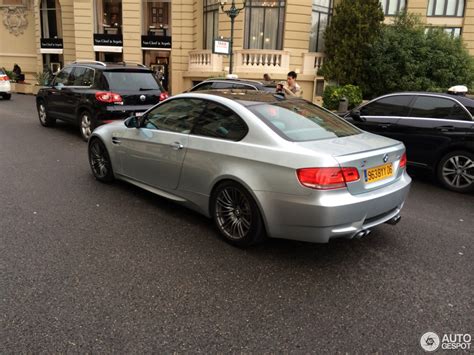 BMW M3 E92 Coupé 07 January 2014 Autogespot