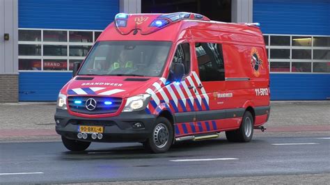 Brandweer Ambulances En Politie Met Spoed Onderweg In Purmerend Youtube