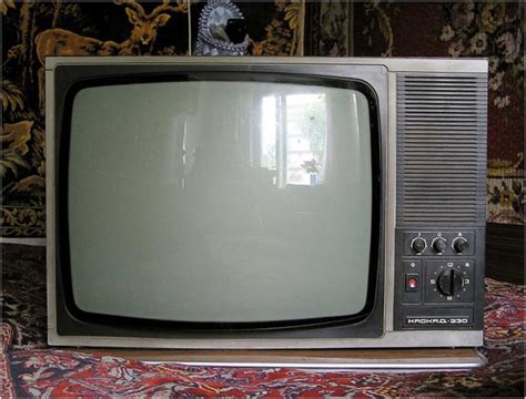 советский ч/б ТВ-приемник "каскад-230" (вторая половина 1980-х) | Alter ...
