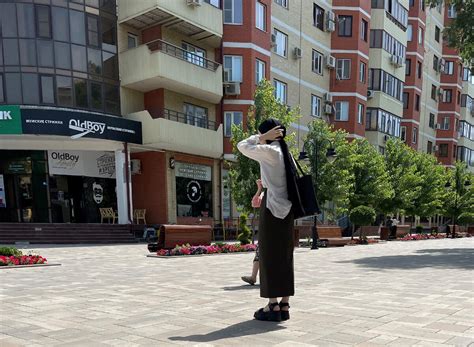 Какую одежду и обувь можно купить на рынке в Чечне? Показываю, как ...
