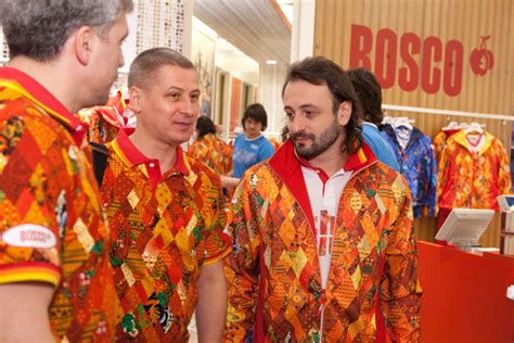 Анцуг от Боско (33 снимки): Женски модели Bosco Sport с надпис "Русия"