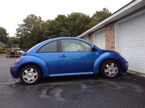 Sell Used 1999 Volkswagen Beetle GL Hatchback 2 Door 2 0L In Port