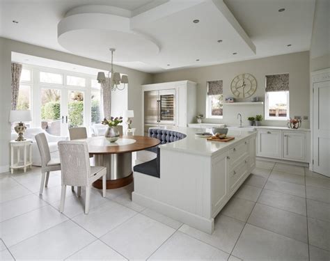 Curved Kitchen Peninsula With Seating | Wow Blog