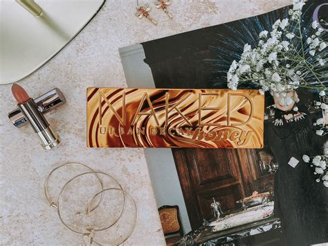 Beauty Urban Decay Naked Honey Palette The Glam Green Girl