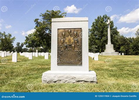 Space Shuttle Challenger Memorial Editorial Stock Image - Image of ...