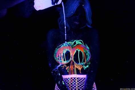 Brazzers Kayla Kayden Radiant Booty F F B E A B E Ee Porn Pic