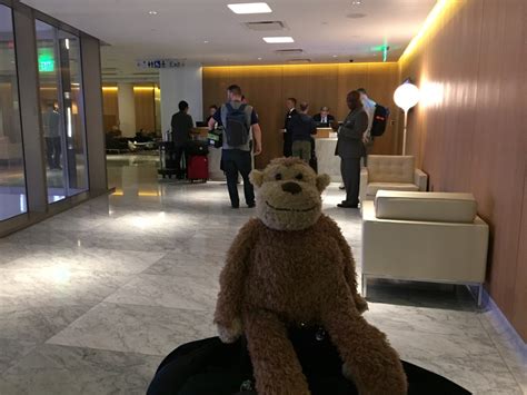 Review: Qantas First Class Lounge LAX - Monkey Miles