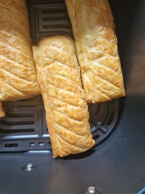 Frozen Sausage Rolls In An Air Fryer Lianas Kitchen