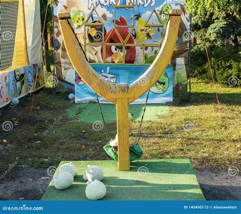 Slingshot in the park editorial image. Image of slingshot - 140490115