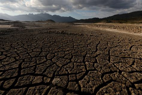 South Africa's Cape Town faces severe economic troubles over drought