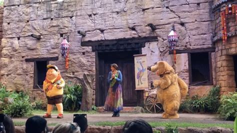 Video Revamped Up A Great Bird Adventure Show Debuts At Disneys