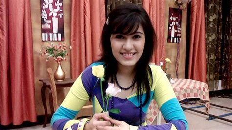 Sheena Bajaj Hot Bikini Image Gallery Images Photos Pics Cinemagigs