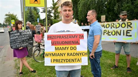 Protest mieszkańców przeciwko wycince drzew