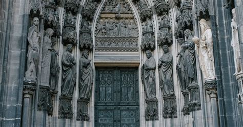 3 Simple Paths To A Life Of Devotion As A Catholic Monk