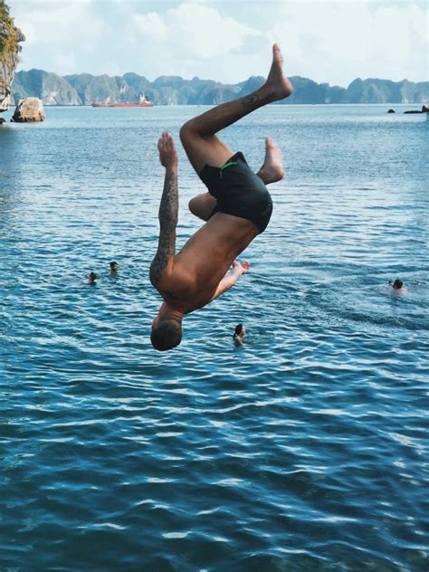 Hãy đi phượt như hai hot boy người Ý để thấy Việt Nam của chúng mình đẹp như thế nào