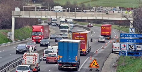 Portiques écotaxe l Etat pourrait les convertir en péages