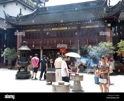 City God Temple Of Shanghai Hi Res Stock Photography And Images Alamy