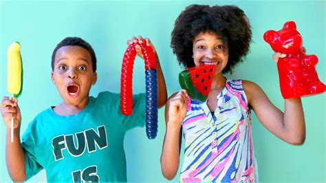 Gummy Vs Real Food Challenge Shiloh And Shasha Onyx Kids Youtube