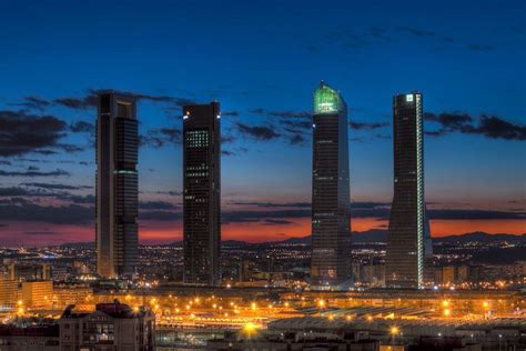 Madrid Skyline Madrid De Noche Torres De Madrid Madrid Ciudad