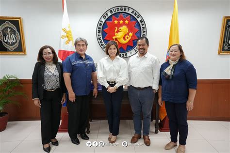 Dbm Philippines On Twitter In Photos In Support Of The Universal