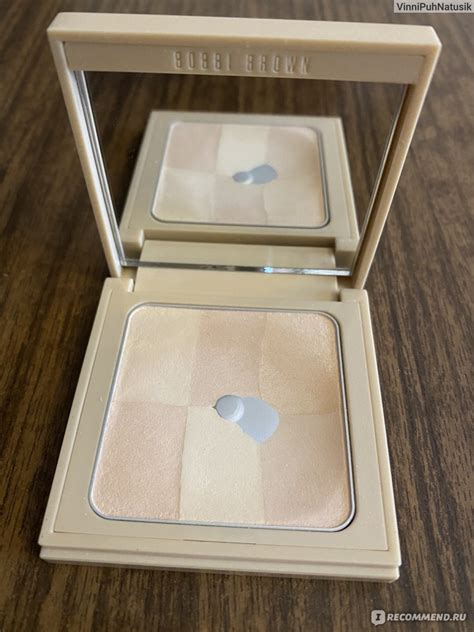 Пудра компактная Bobbi Brown Nude Finish Illuminating Powder