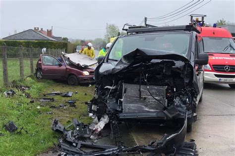 Ollignies Un Conducteur Entre La Vie Et La Mort Après Une Collision