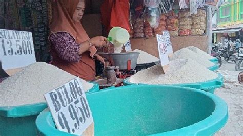 Bulog Sebut Ribu Ton Beras Stok Lebaran Dalam Perjalanan Ke Ntt