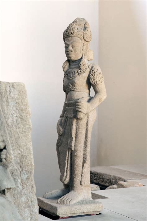 Pin by Francois Michel Beausoleil on vietnam sculptures | Cham, Statue, Museum