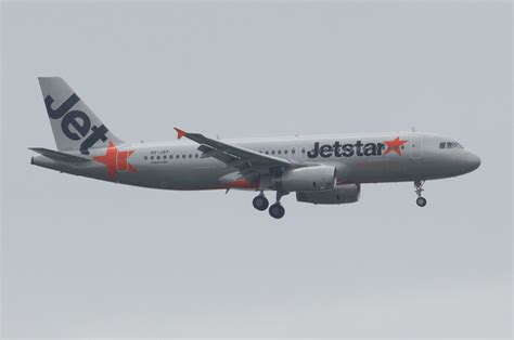 Jetstar Asia Airways 9V JSY Airbus A320 232 Lokeherman Flickr