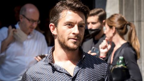 Bridgerton Star Jonathan Bailey To Play Fiyero In Wicked Director