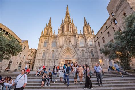 Private Gothic Quarter Walk Barcelona Kimkim